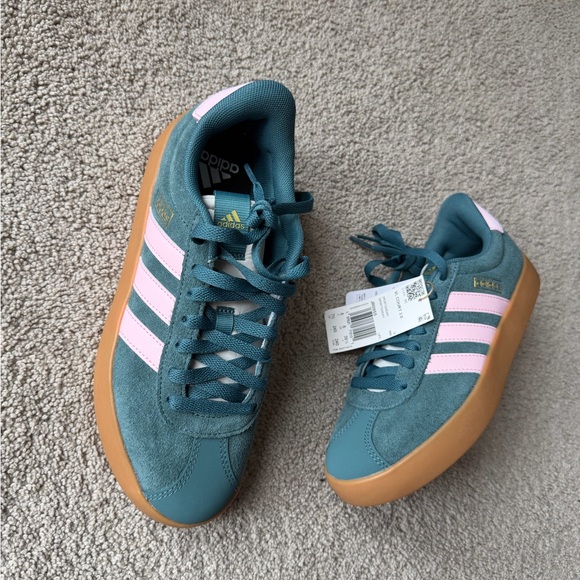 Adidas VL Court 3.0 Teal and Pink Sneakers - Picture 4 of 6